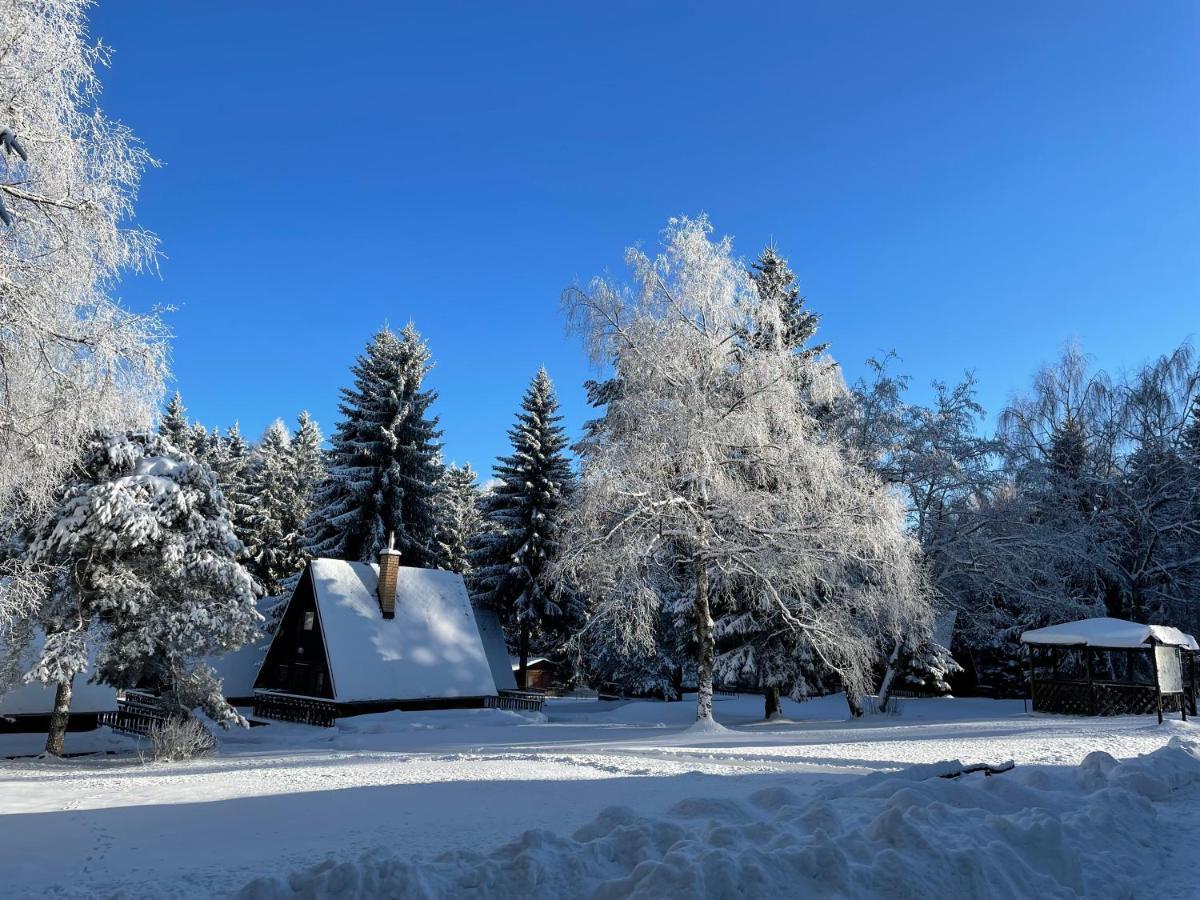 Hotel A Penzion Pegas Vlachovice Bagian luar foto