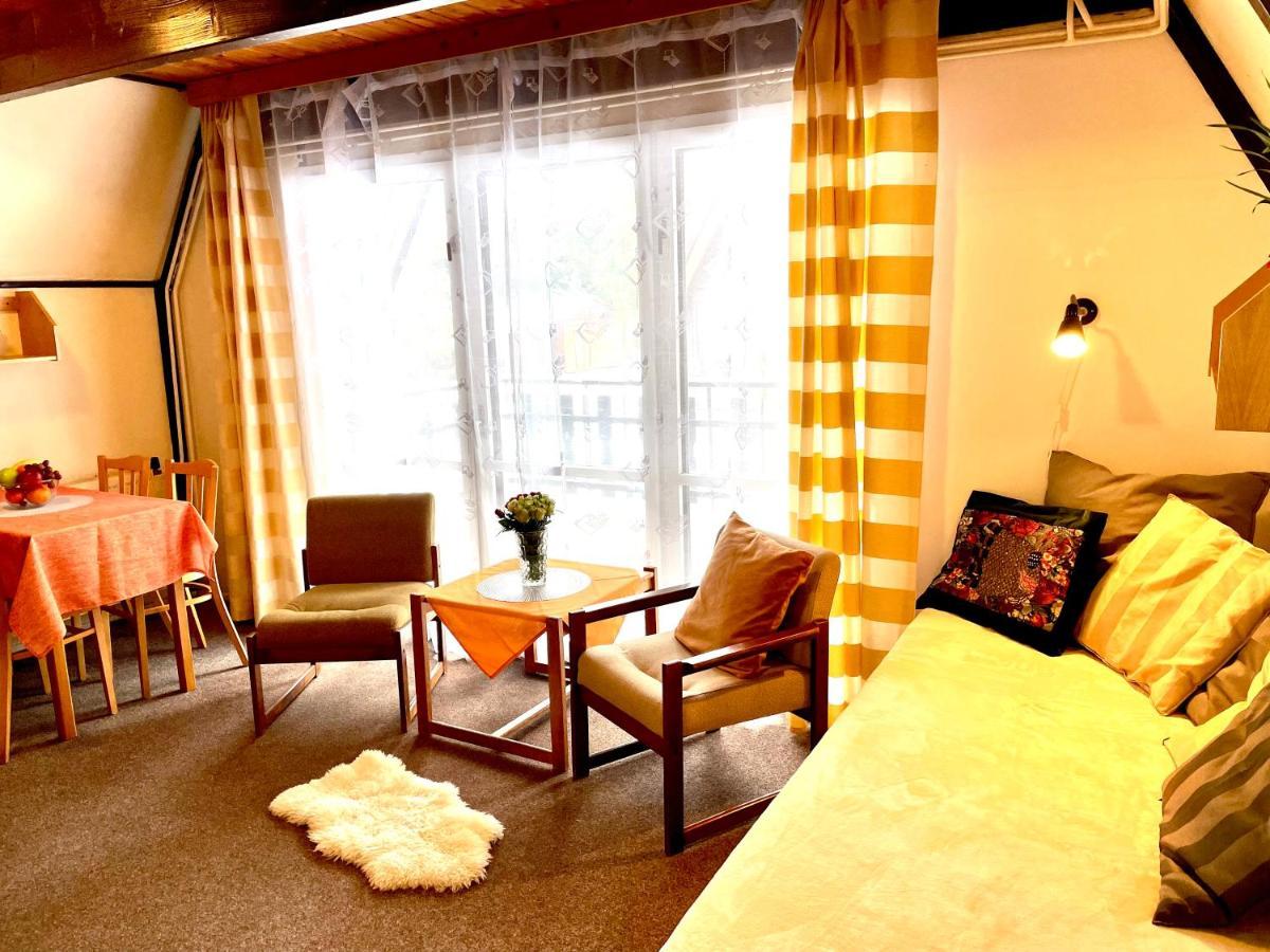 Hotel A Penzion Pegas Vlachovice Bagian luar foto
