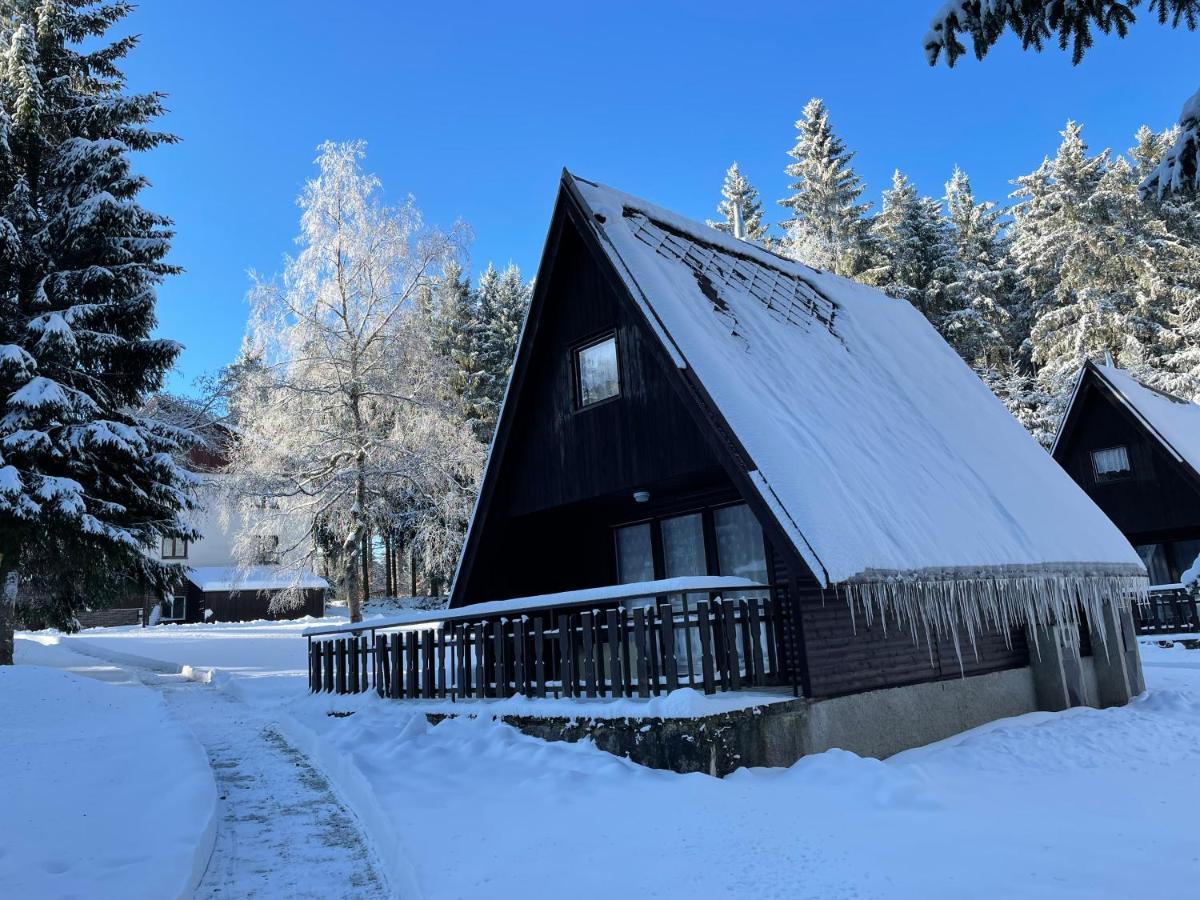 Hotel A Penzion Pegas Vlachovice Bagian luar foto