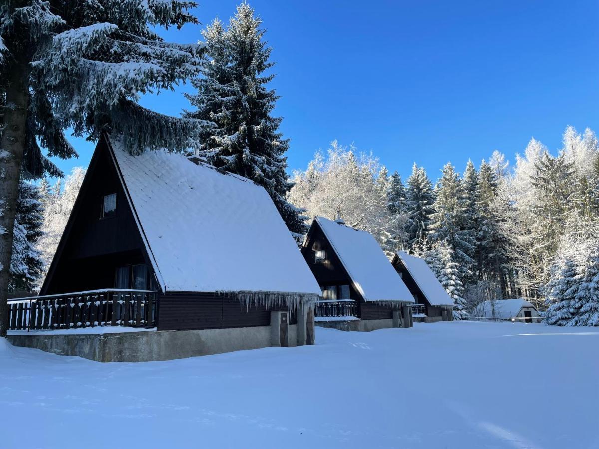 Hotel A Penzion Pegas Vlachovice Bagian luar foto
