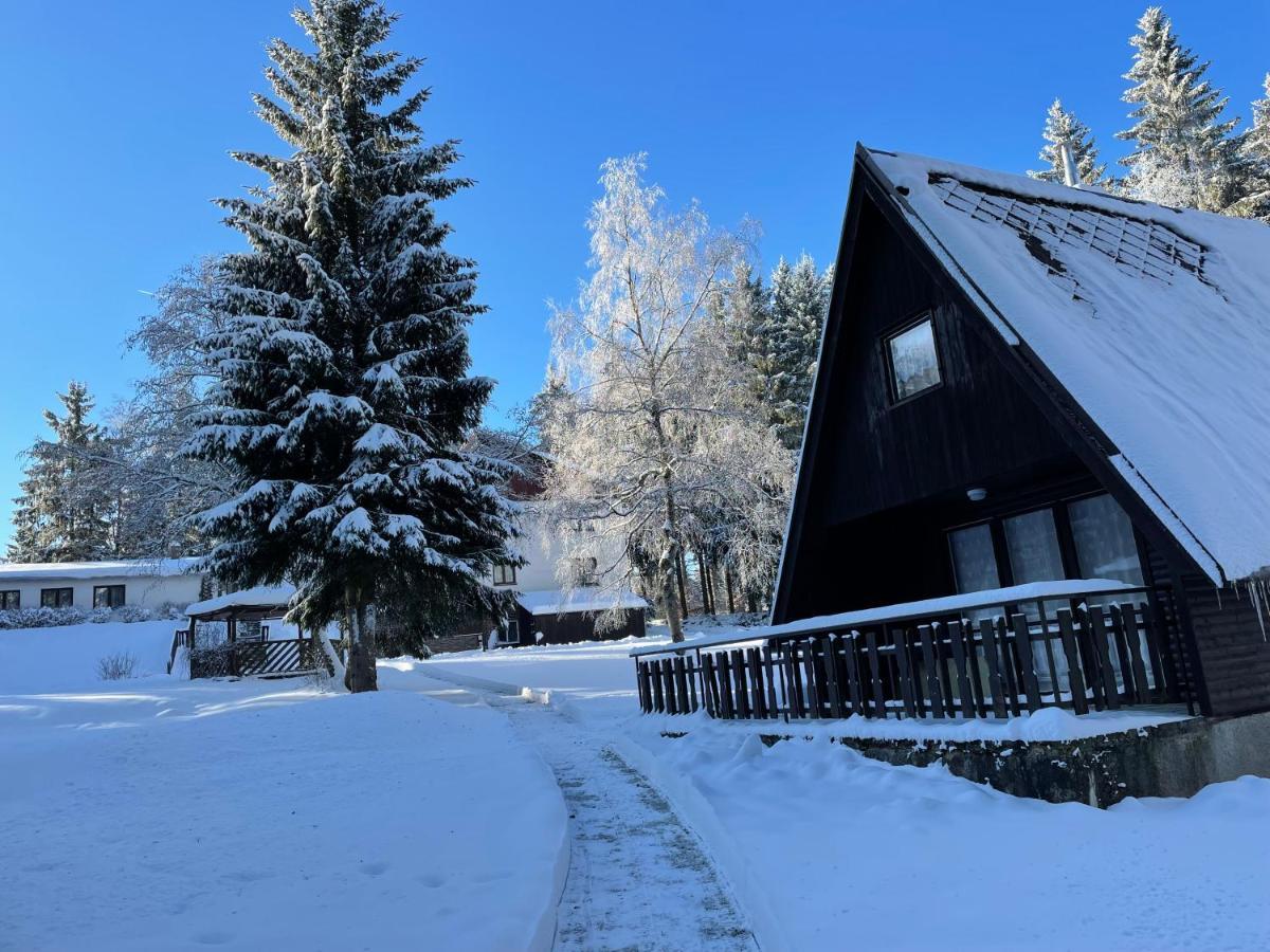 Hotel A Penzion Pegas Vlachovice Bagian luar foto