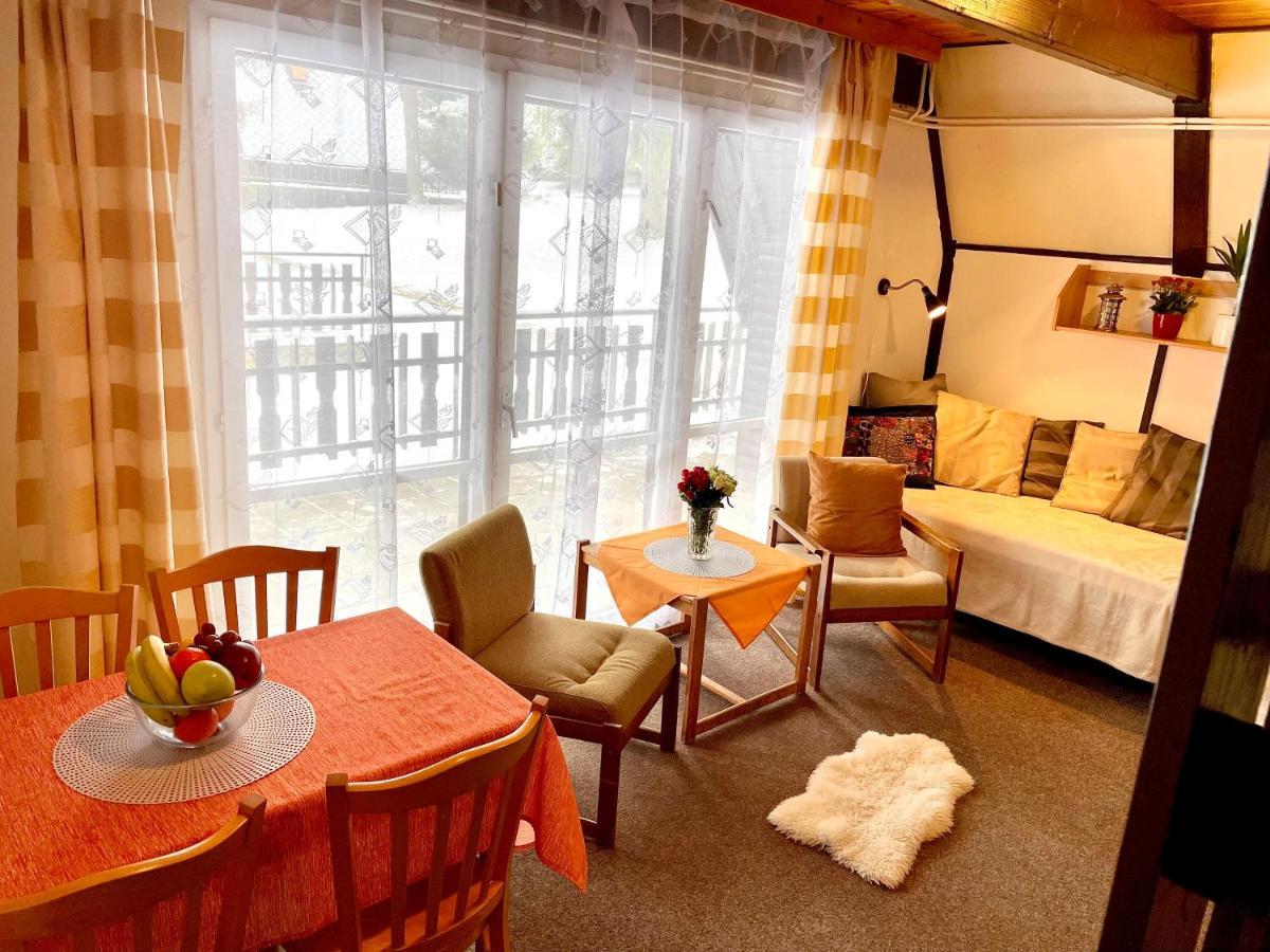 Hotel A Penzion Pegas Vlachovice Bagian luar foto