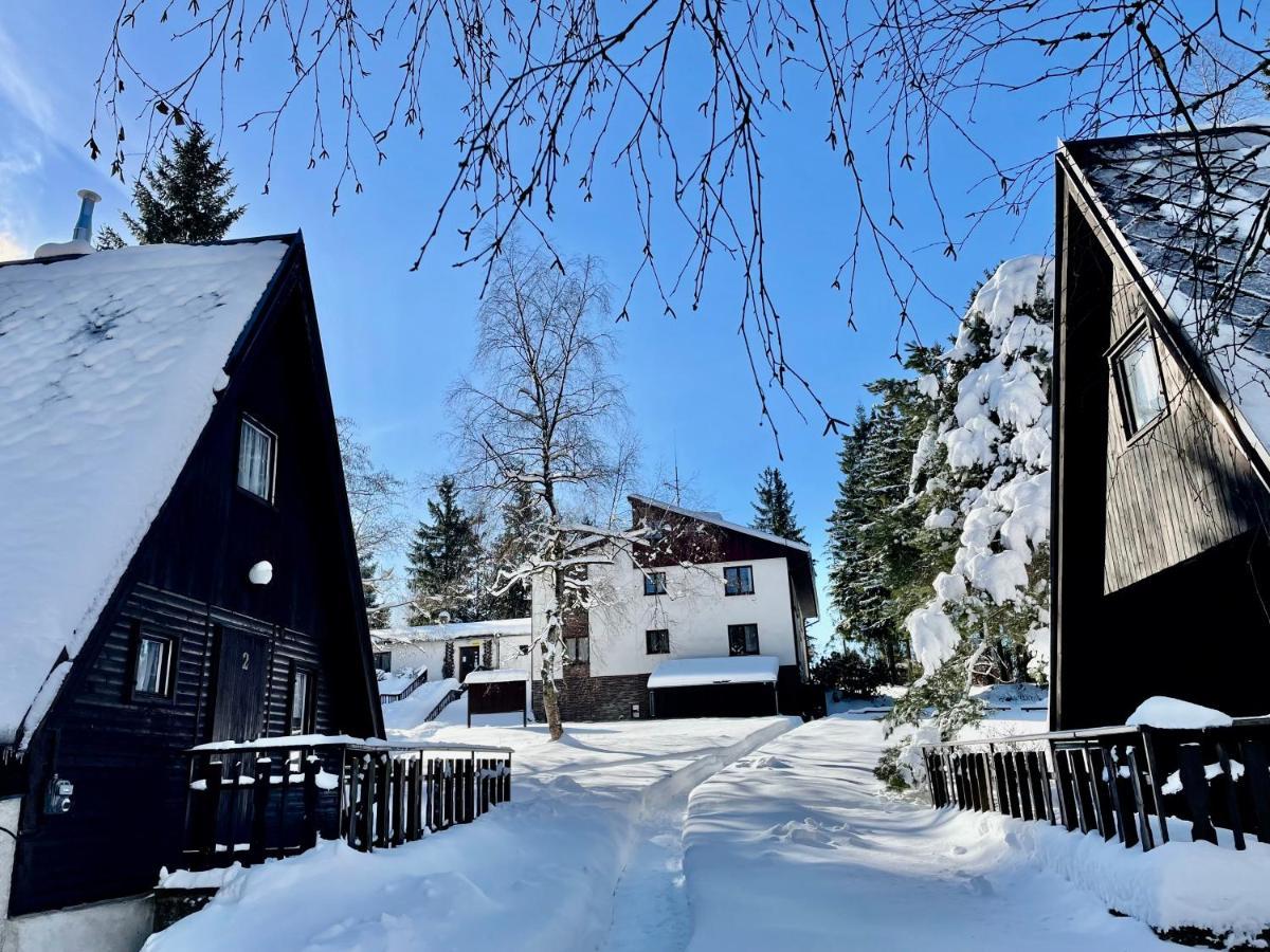Hotel A Penzion Pegas Vlachovice Bagian luar foto